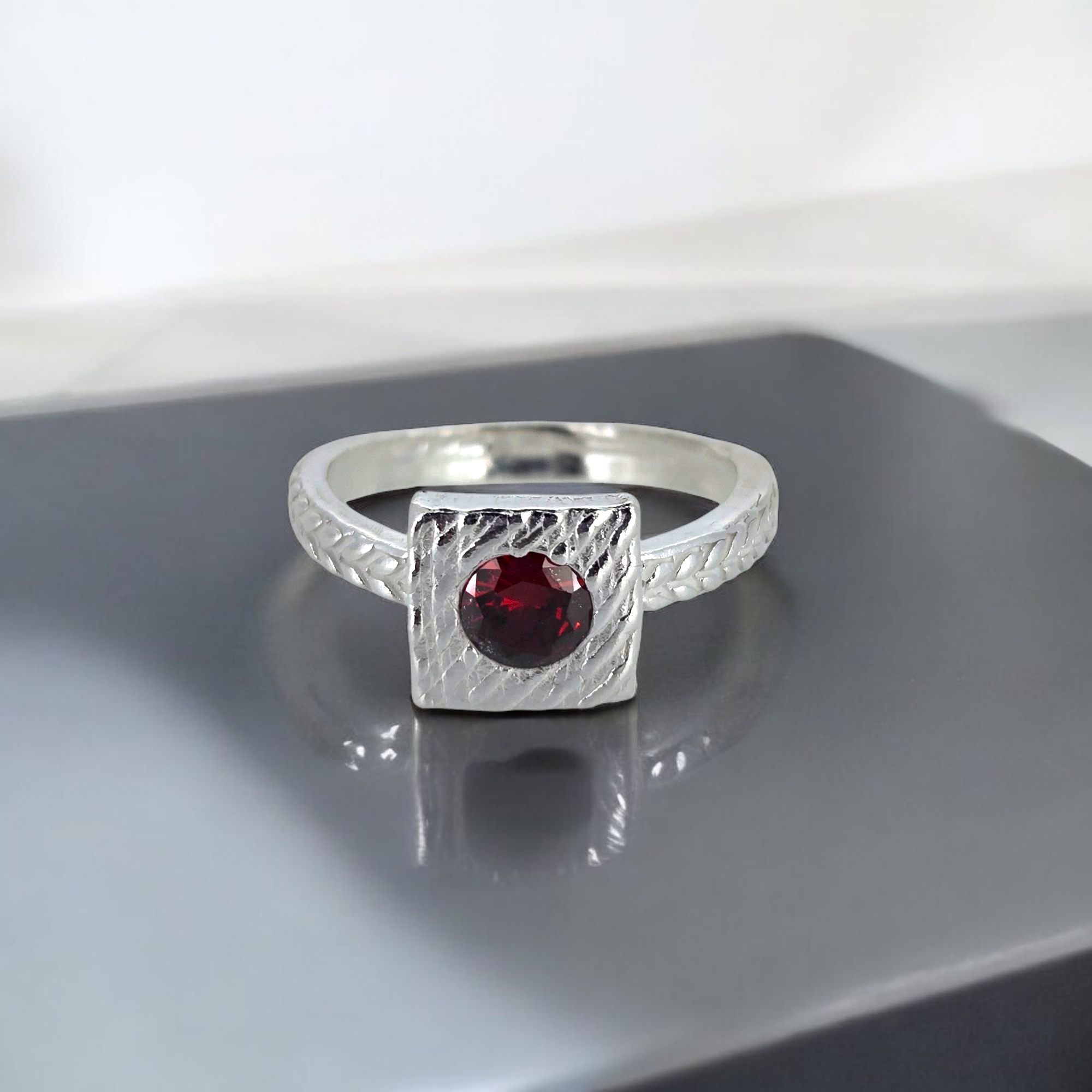 Garnet Brillance